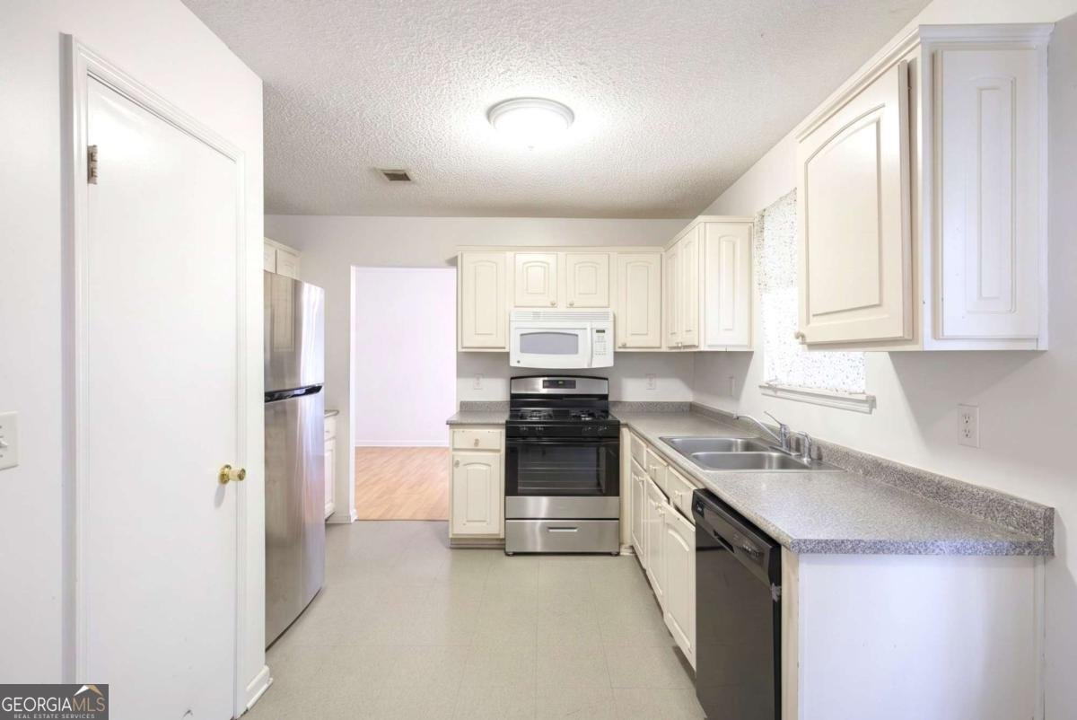 2680 Landington Way Duluth - Photo 8