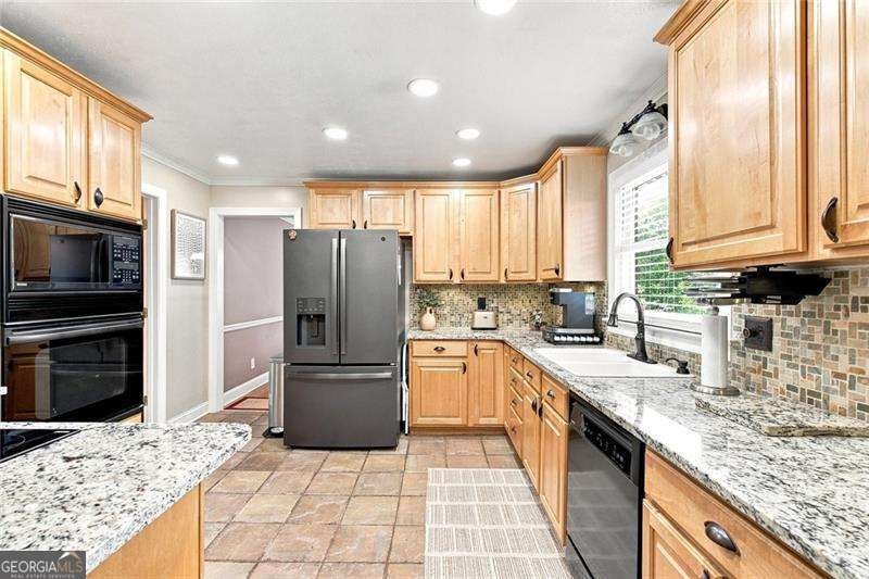2779 Bob Cox Road Marietta - Photo 11