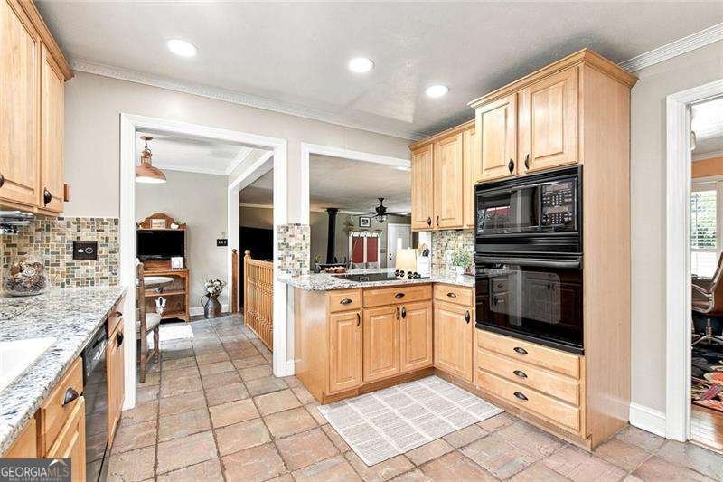 2779 Bob Cox Road Marietta - Photo 14
