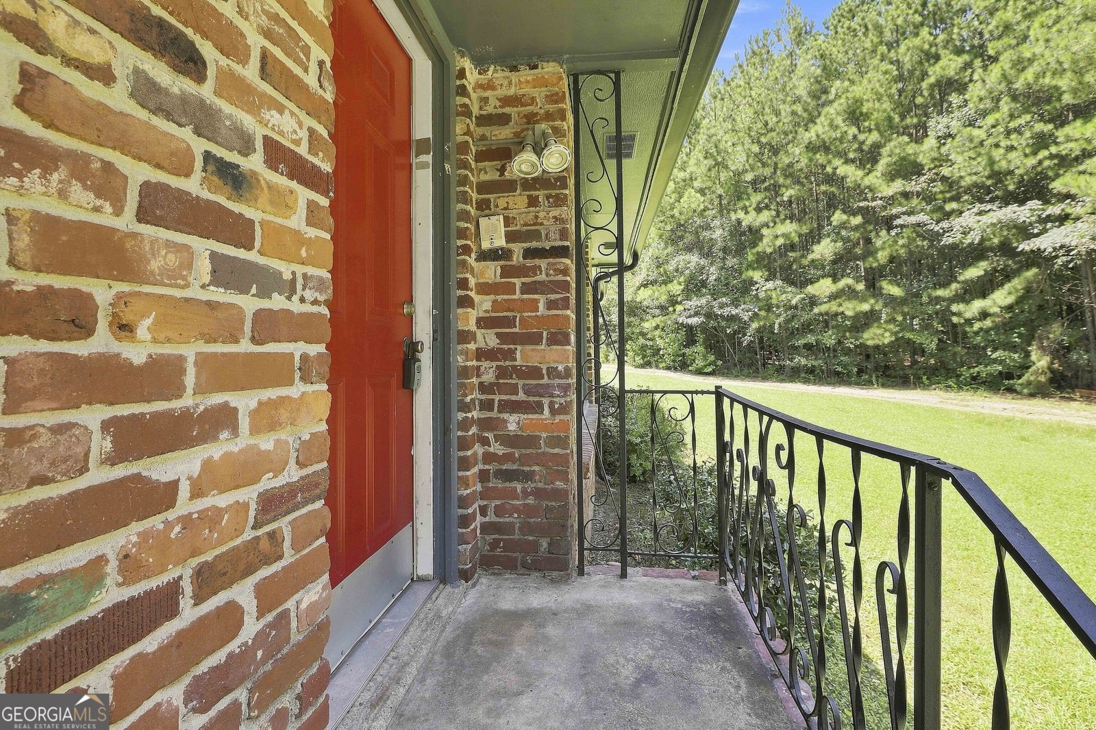 490 Mehaffey Drive Fairburn - Photo 8