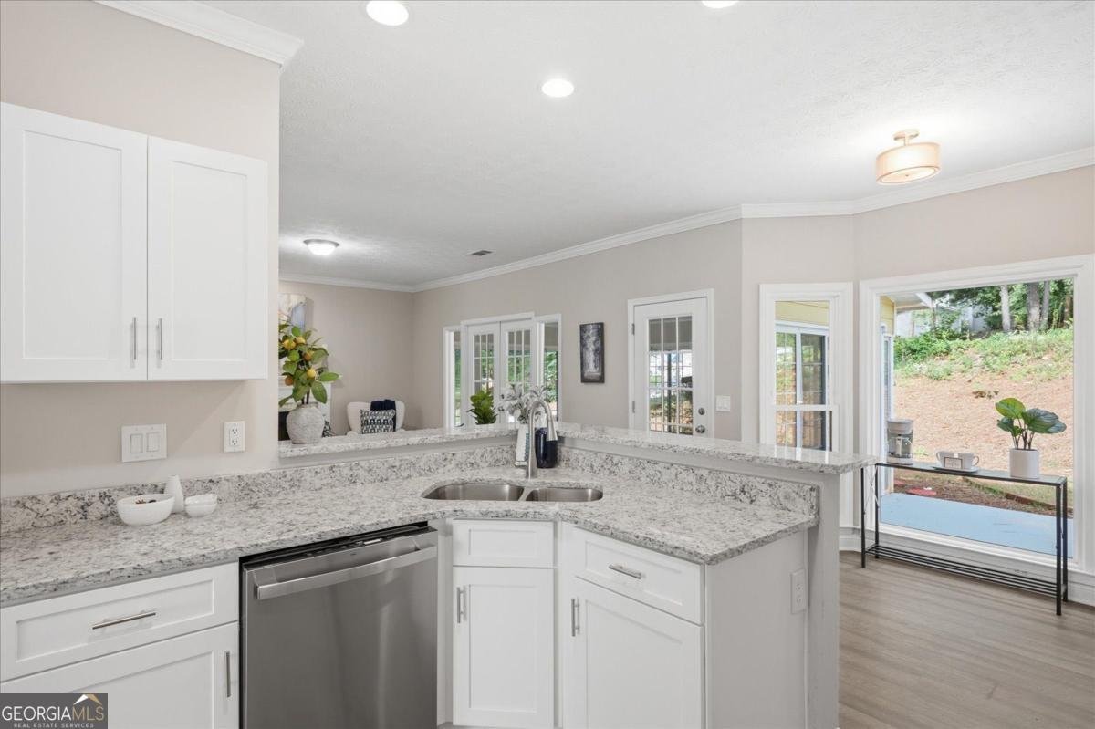 1893 Fairpointe Trace Stone Mountain - Photo 14