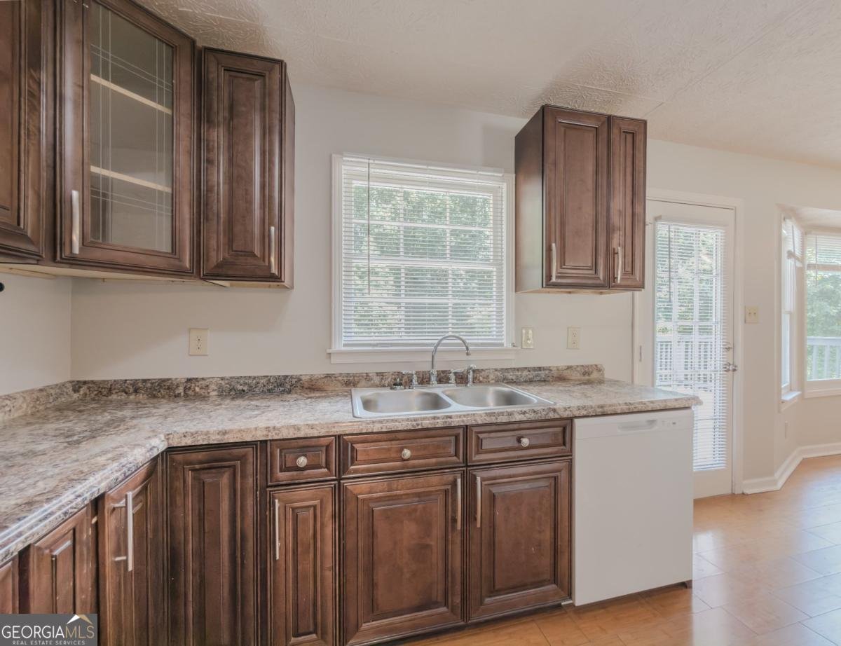 2050 Abington Lane Snellville - Photo 13