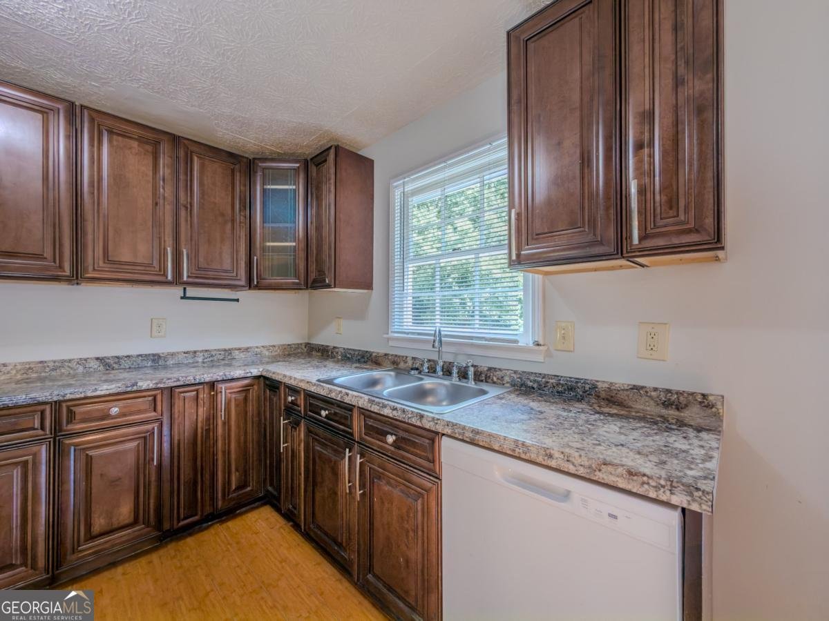 2050 Abington Lane Snellville - Photo 14