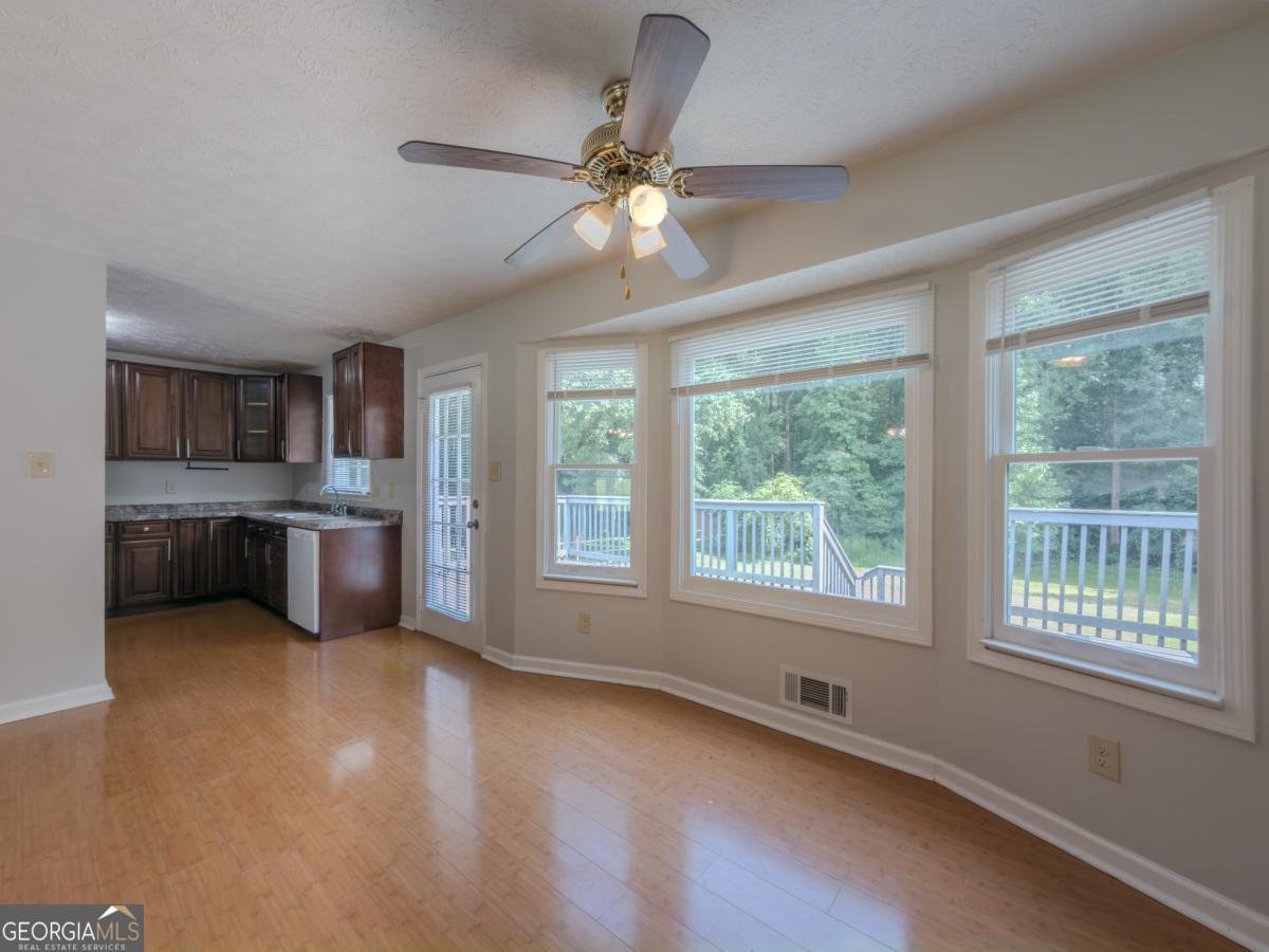 2050 Abington Lane Snellville - Photo 16