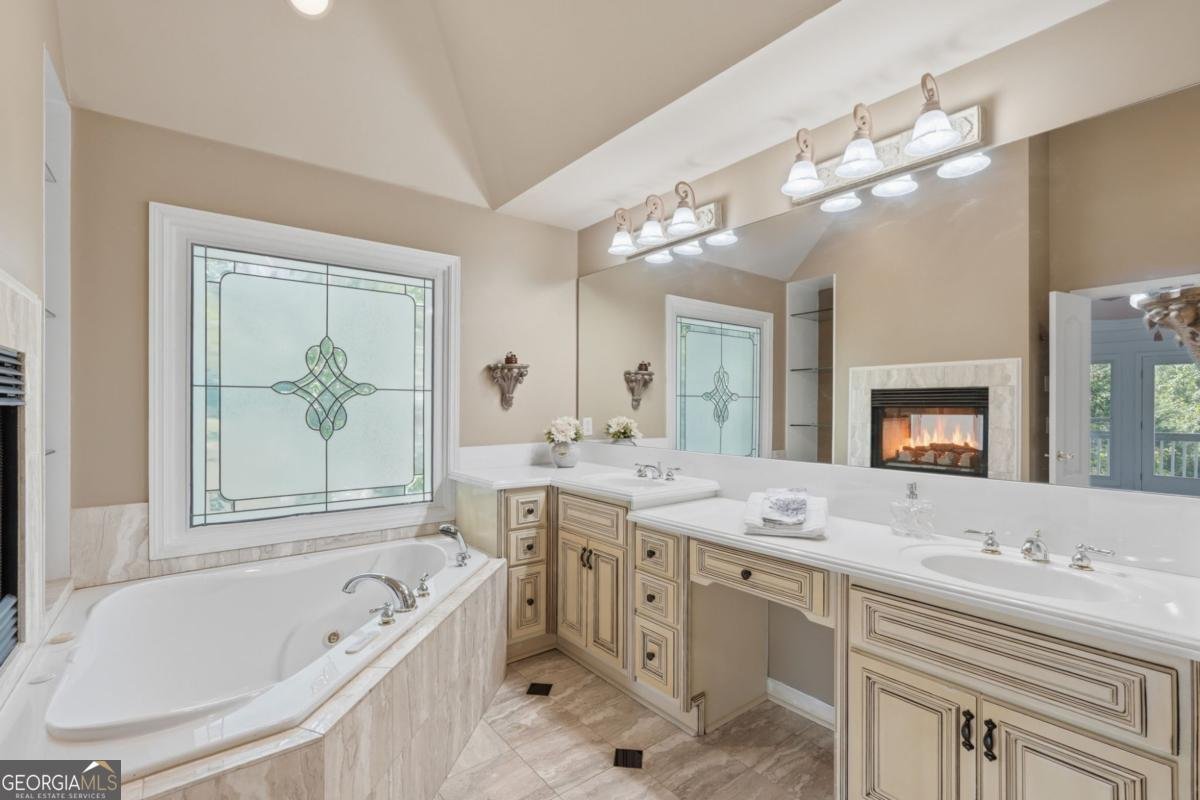 1340 Eryn Circle Suwanee - Photo 33