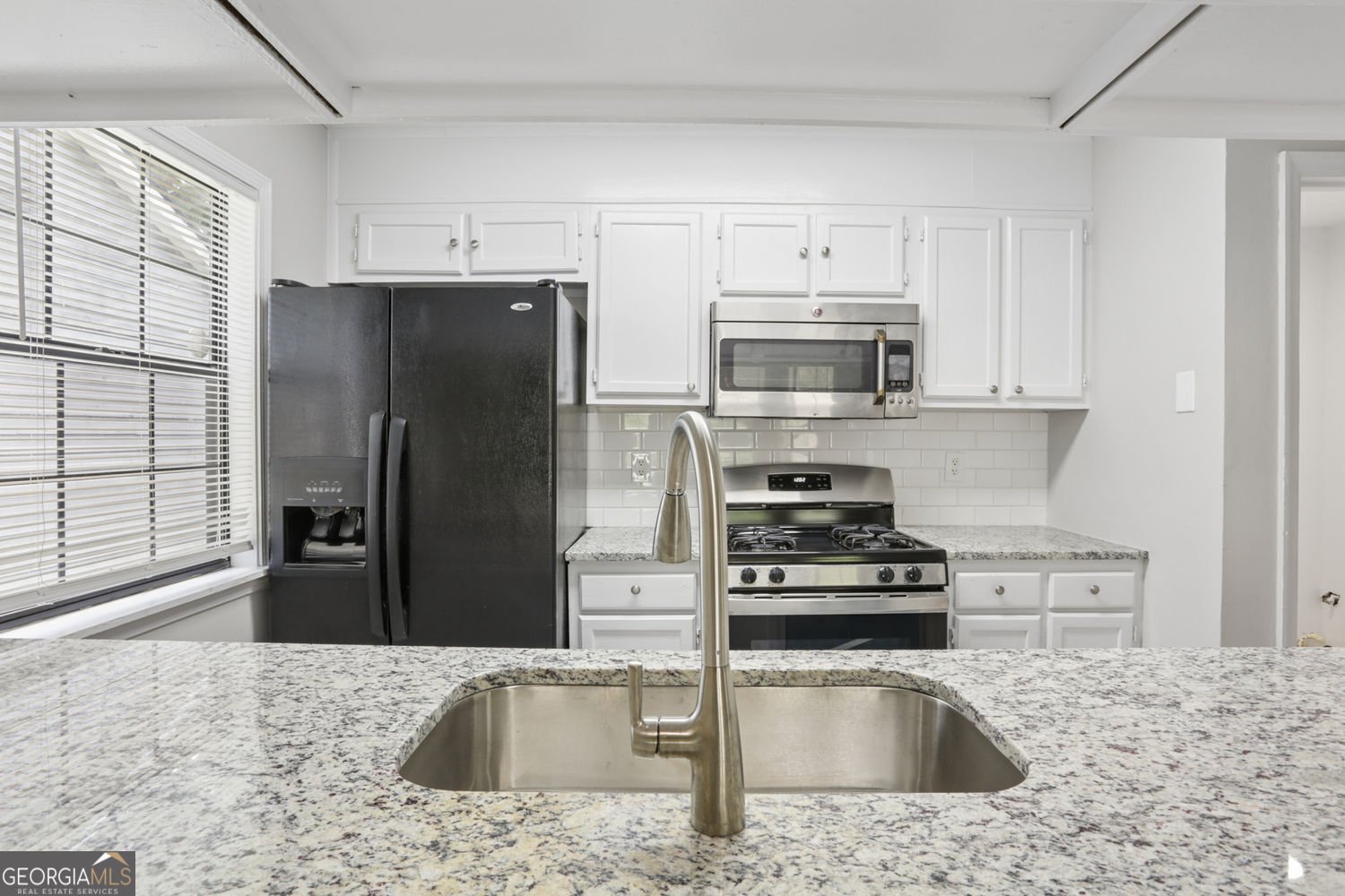 819 Arbor Hill Drive Stone Mountain - Photo 12