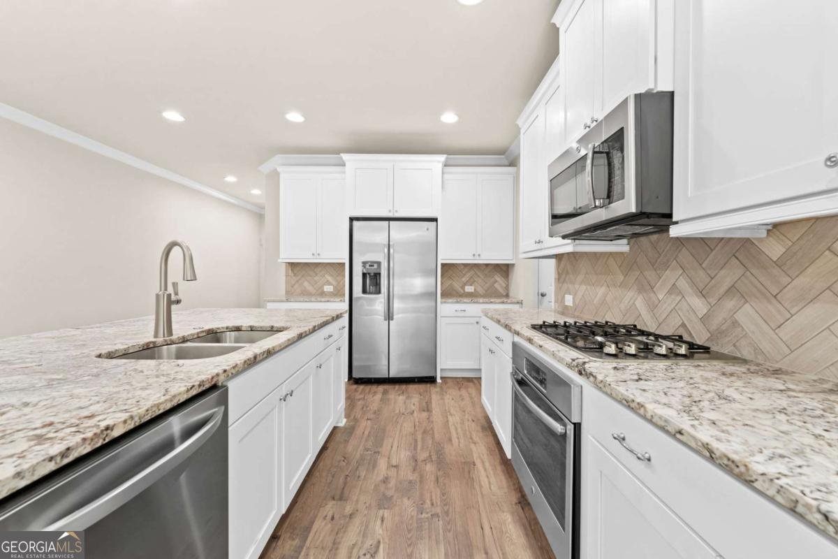 2028 Glenview Park Circle Duluth - Photo 9