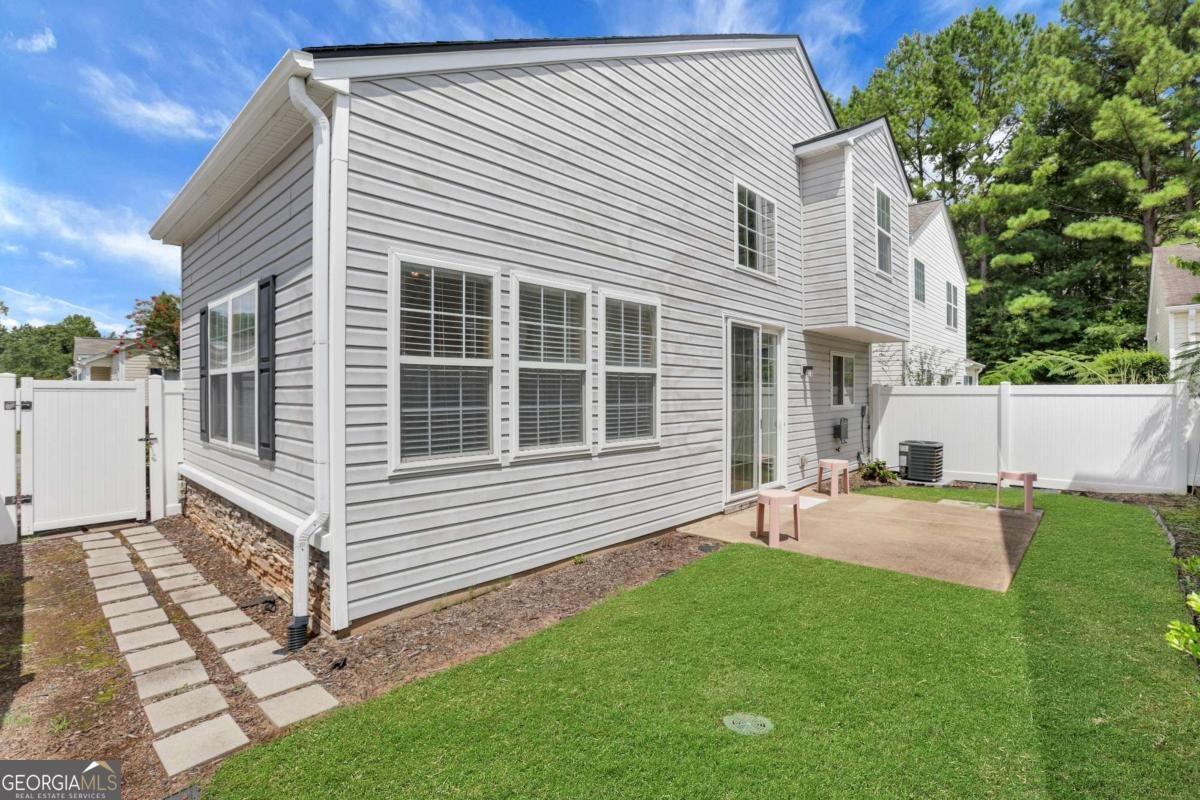 141 Oaks Place Woodstock - Photo 24