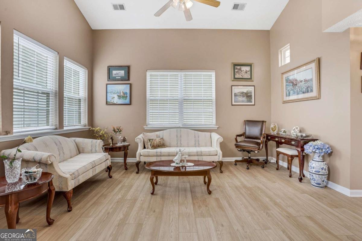 141 Oaks Place Woodstock - Photo 7
