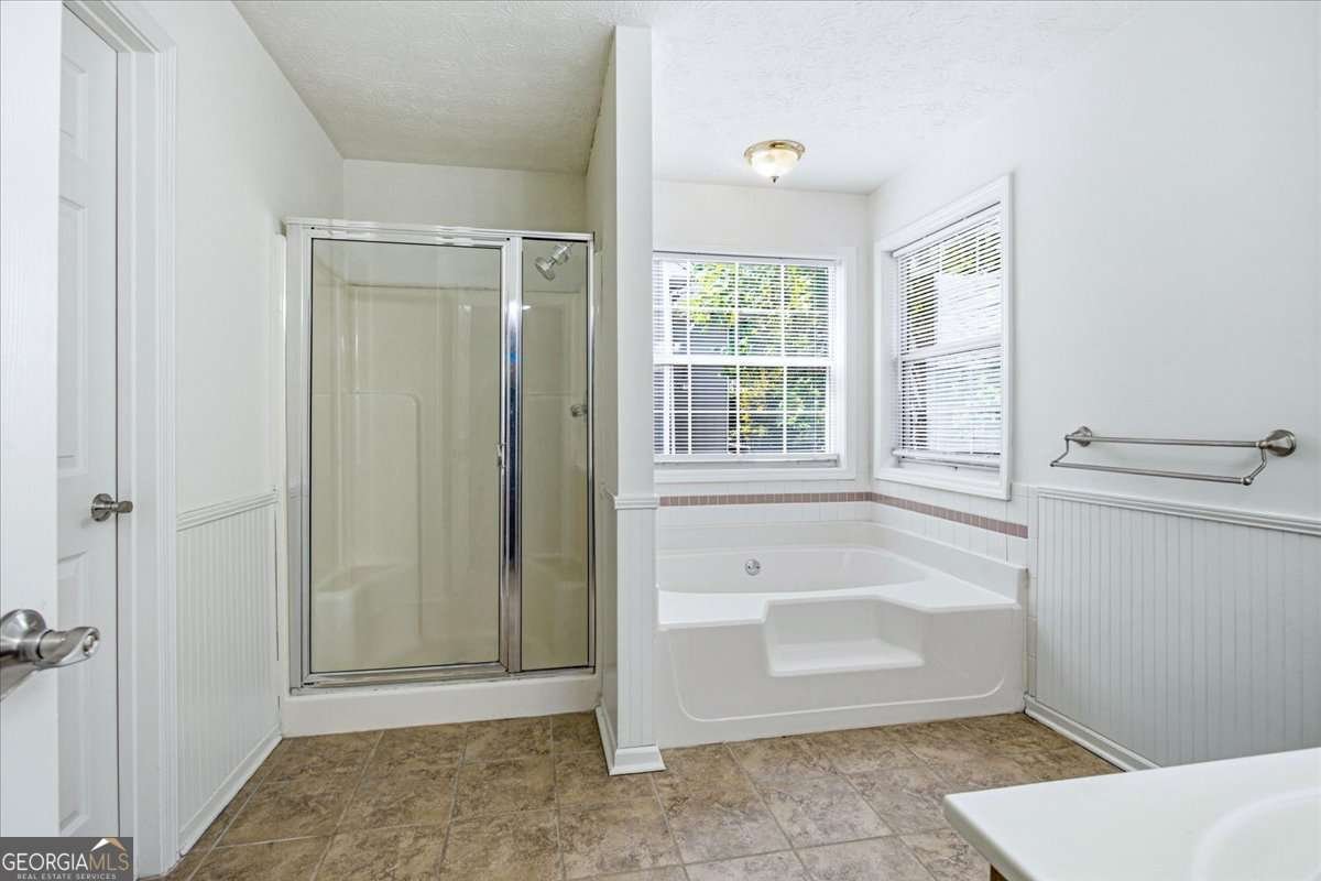 640 Suwanee Lakes Circle Suwanee - Photo 20