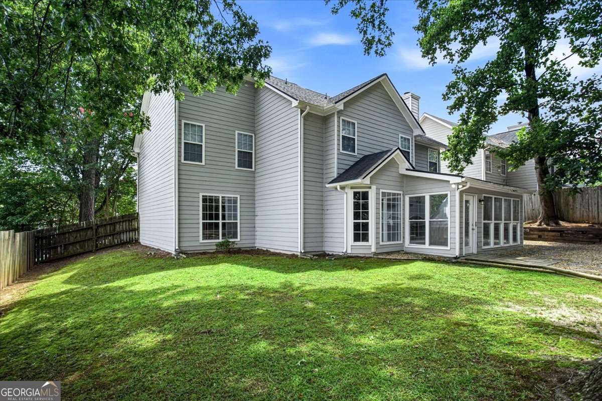 640 Suwanee Lakes Circle Suwanee - Photo 28