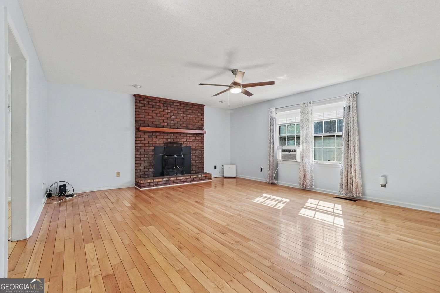 462 Wall Bridge Road Clarkesville - Photo 9