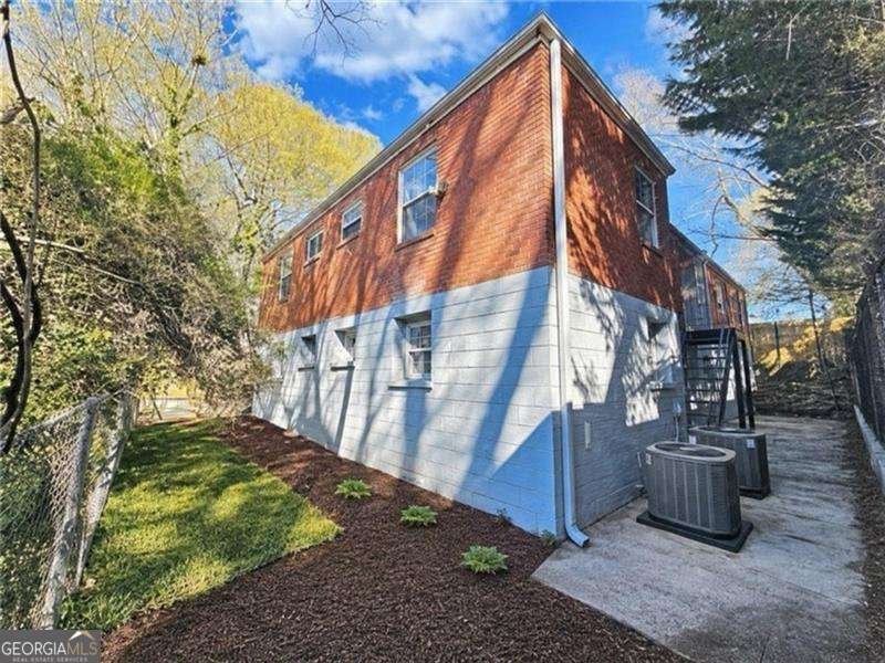 1328 Sharon Street Atlanta - Photo 10