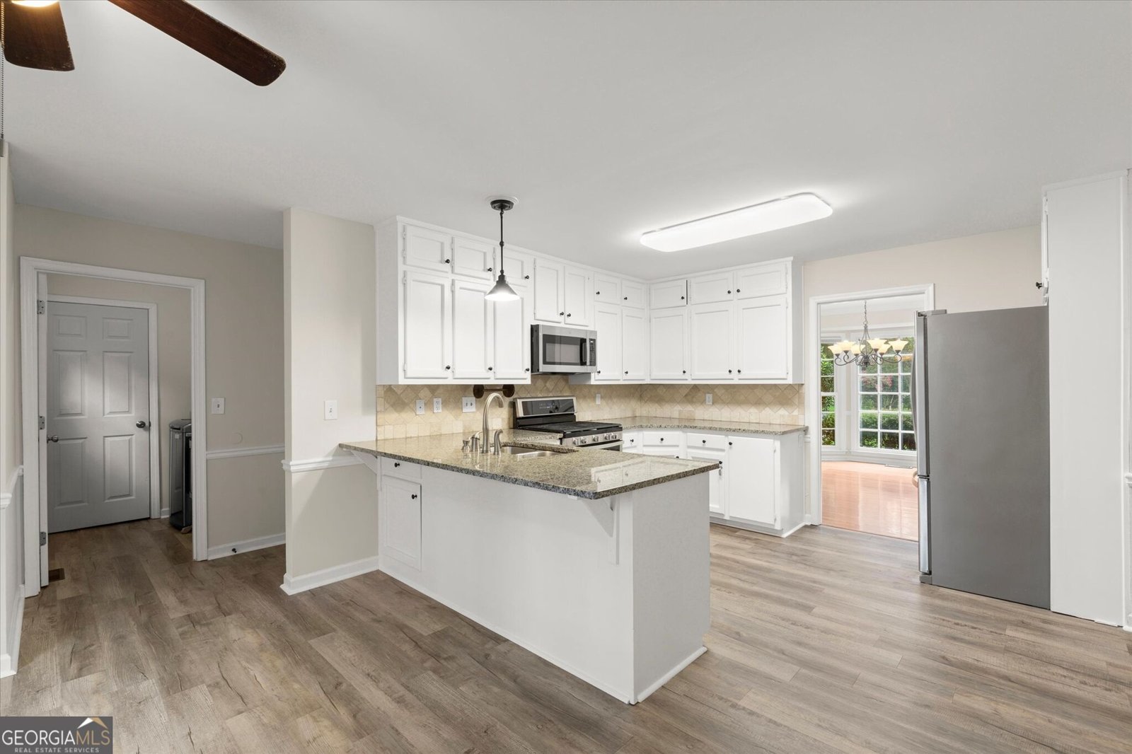 9126 Branch Valley Way Roswell - Photo 10