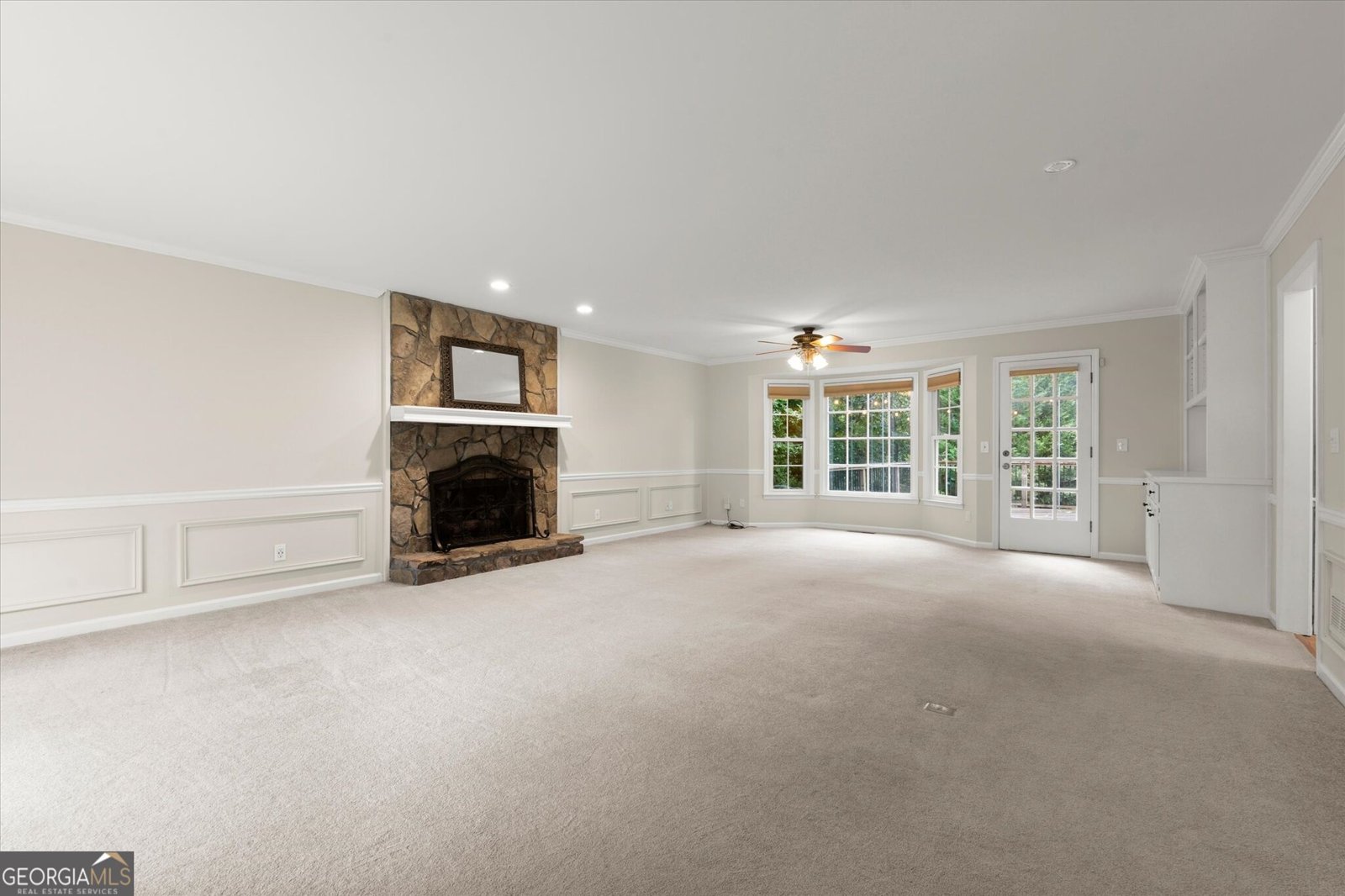 9126 Branch Valley Way Roswell - Photo 6