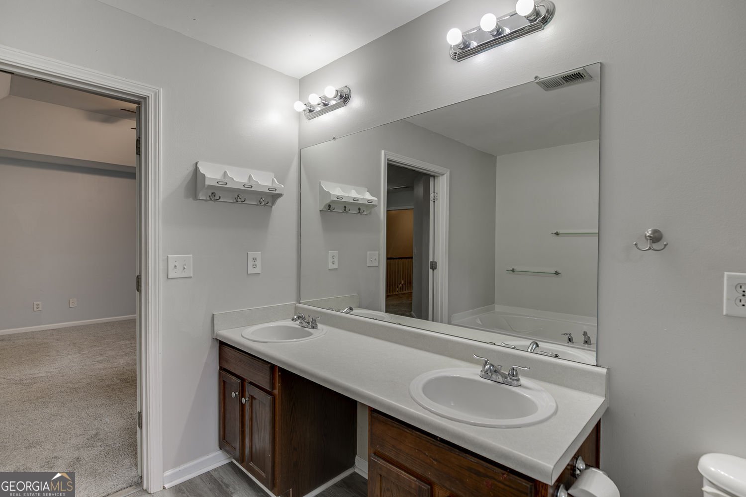 5854 Bridgeport Court Flowery Branch - Photo 32