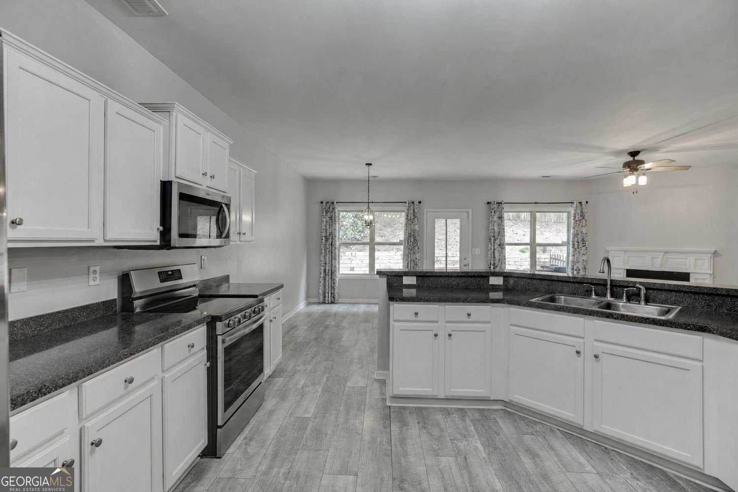 5854 Bridgeport Court Flowery Branch - Photo 9