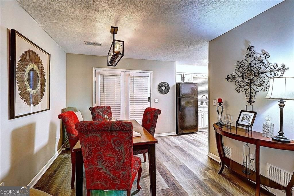 213 High Creek Drive Roswell - Photo 10