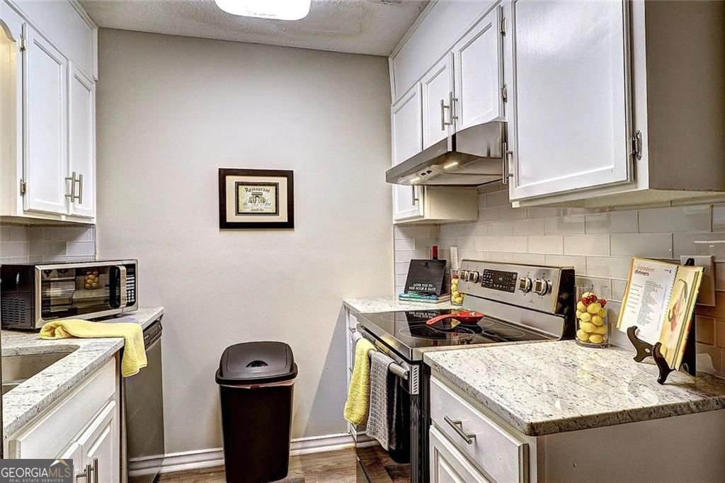 213 High Creek Drive Roswell - Photo 11
