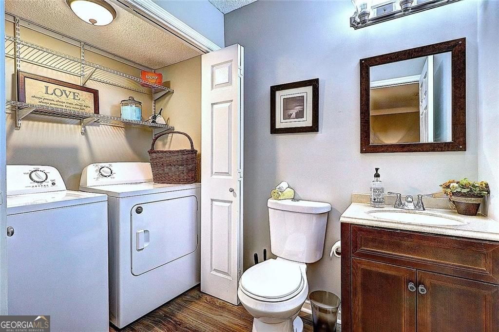 213 High Creek Drive Roswell - Photo 24