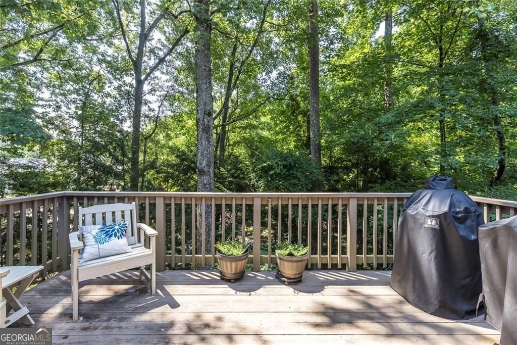 450 Greenlaurel Drive Sandy Springs - Photo 12