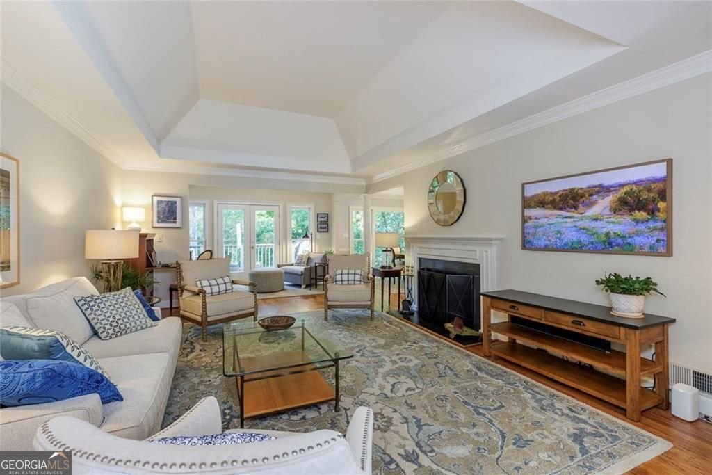 450 Greenlaurel Drive Sandy Springs - Photo 9