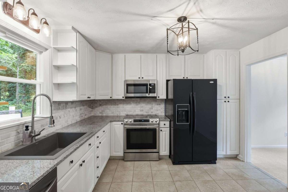 1661 Smithwood Drive Marietta - Photo 10