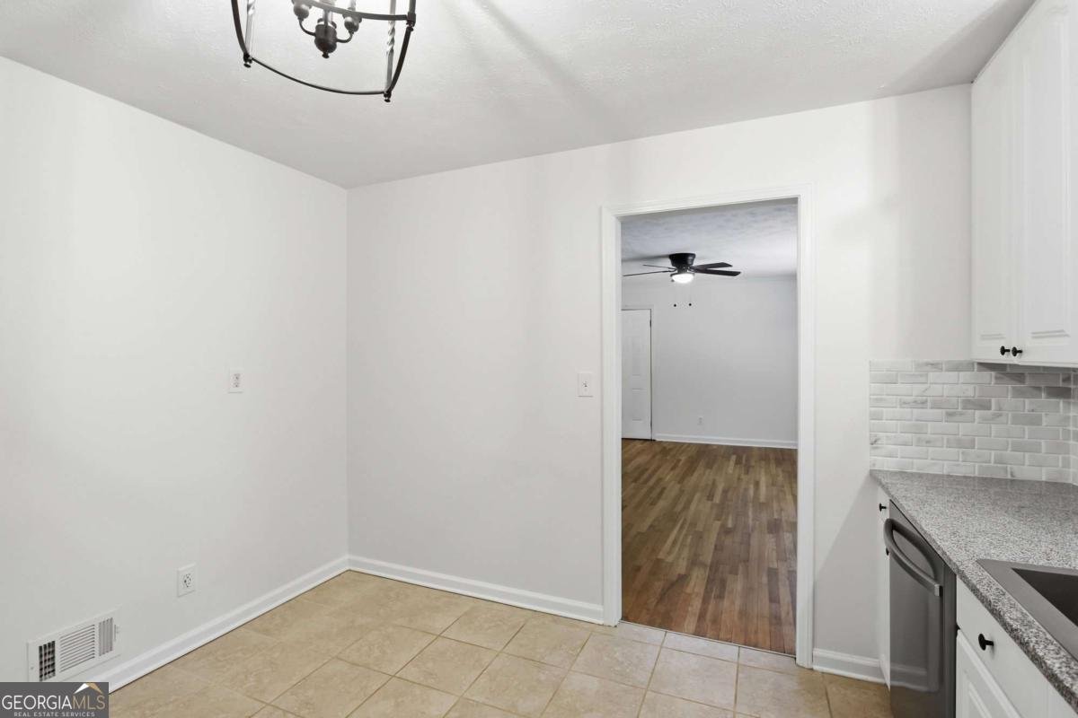 1661 Smithwood Drive Marietta - Photo 11
