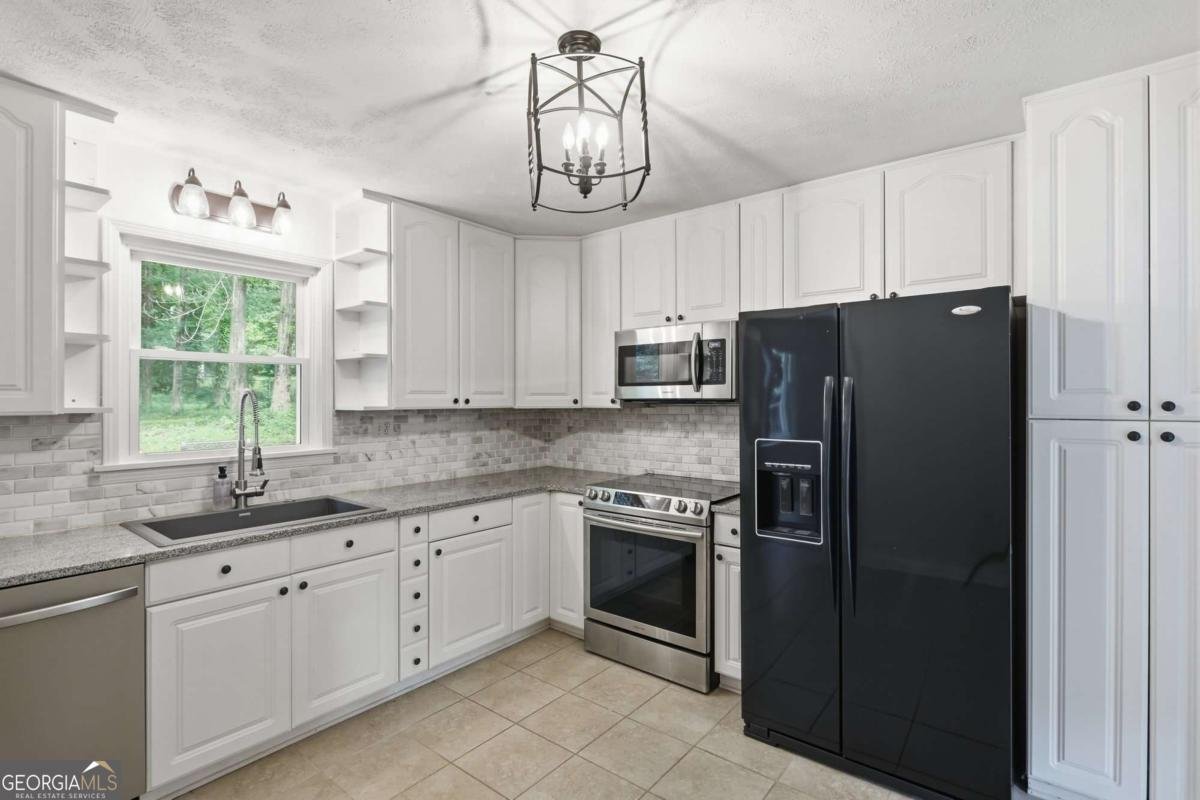 1661 Smithwood Drive Marietta - Photo 9