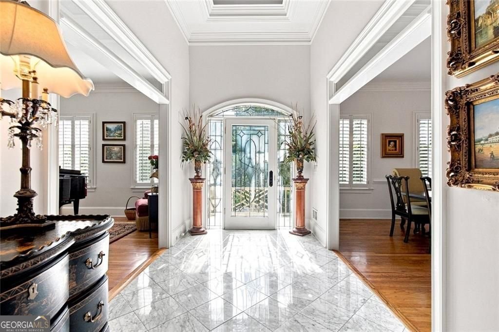 7560 Bridgegate Court Sandy Springs - Photo 8