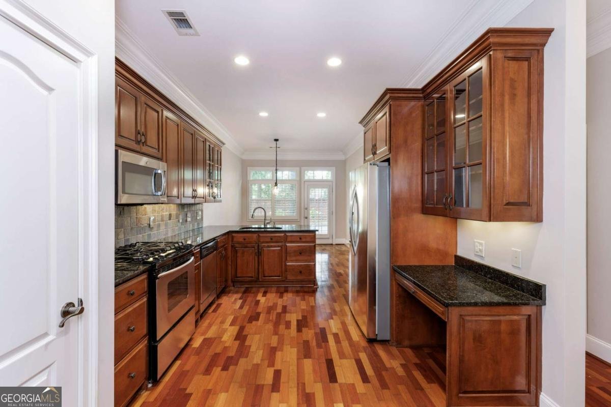 8720 Parker Place Roswell - Photo 10