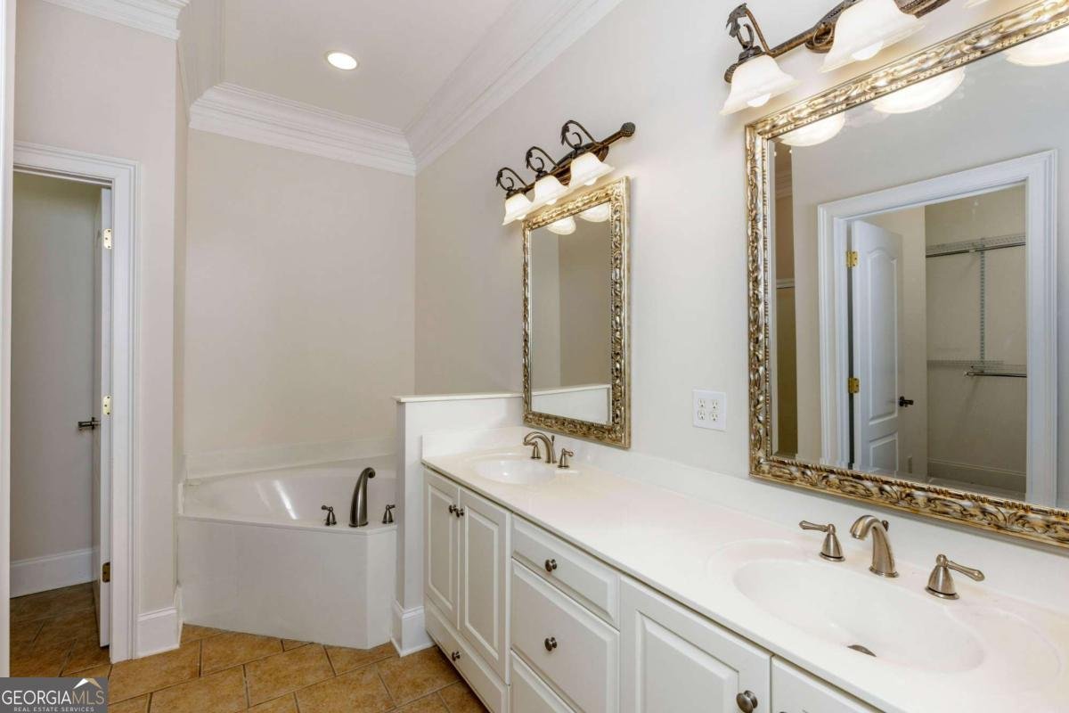 8720 Parker Place Roswell - Photo 19