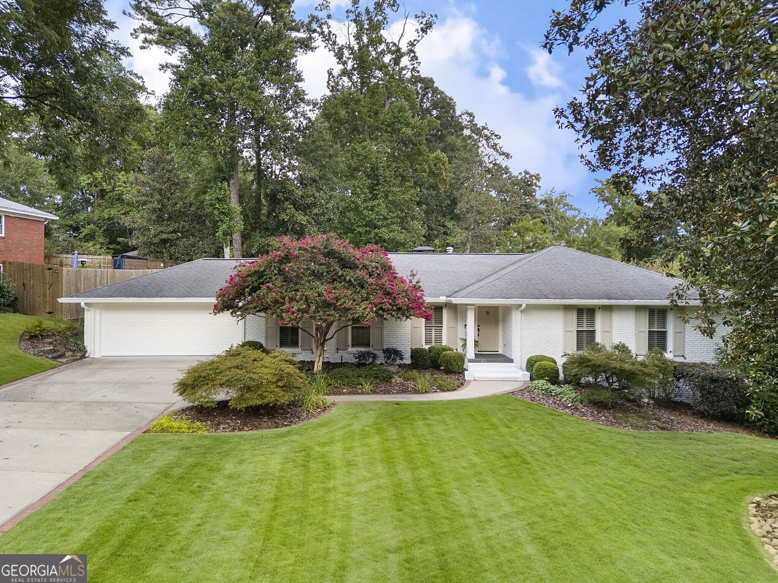 4795 Cherrywood Lane Atlanta - main photo