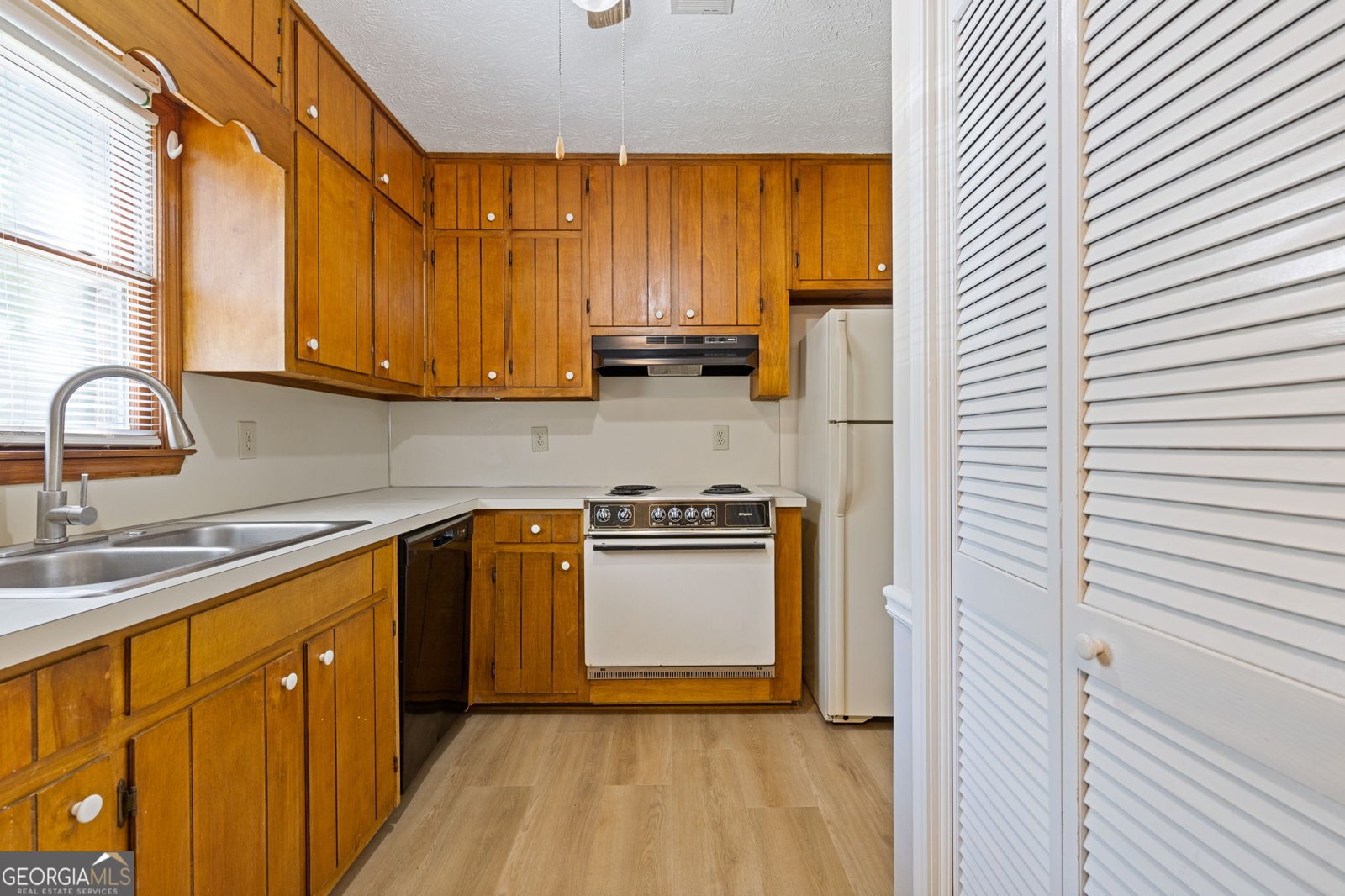 5278 Oakridge Drive Stone Mountain - Photo 6