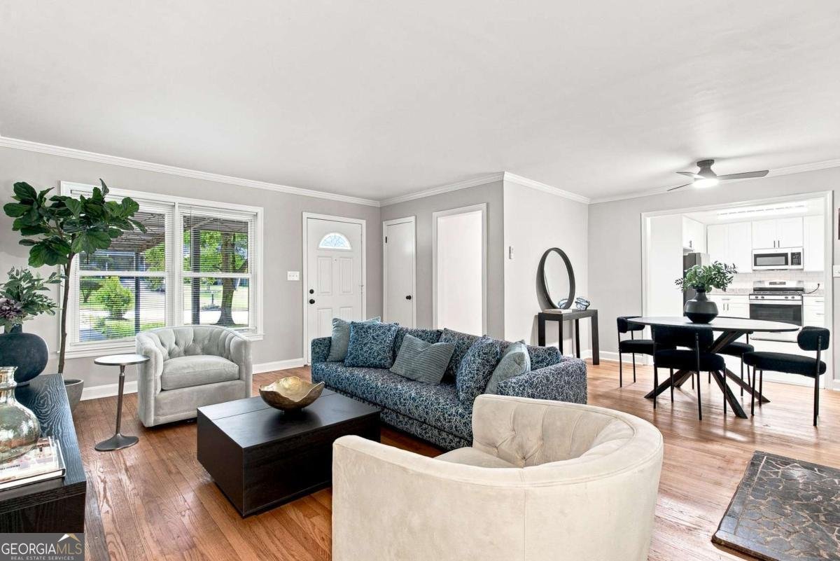 2167 Cloverdale Drive Atlanta - Photo 10