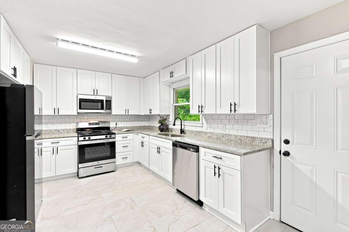 2167 Cloverdale Drive Atlanta - Photo 14