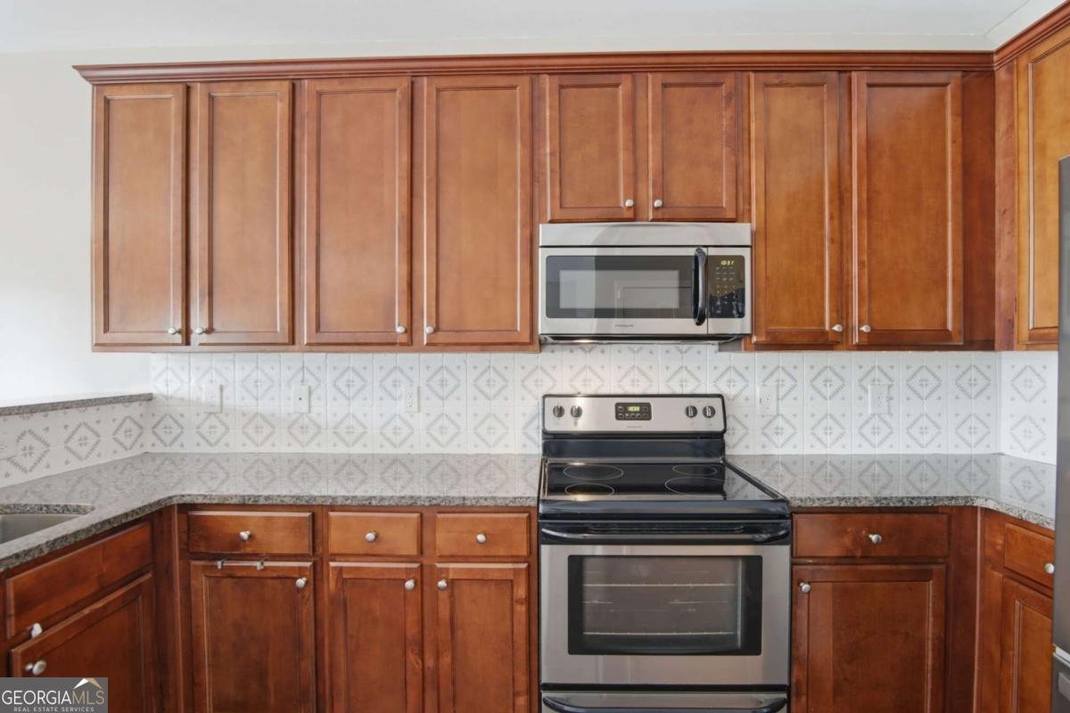 3065 Windcrest Court Alpharetta - Photo 8