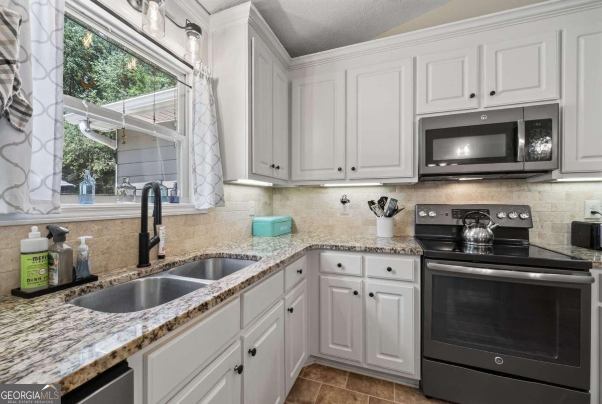 2301 Matt Michell Lane Monroe - Photo 17