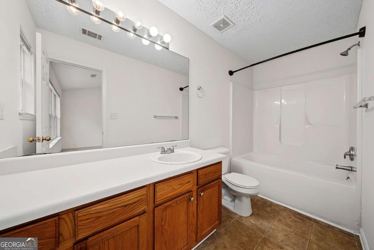 330 Parkway Road Union City - Photo 19