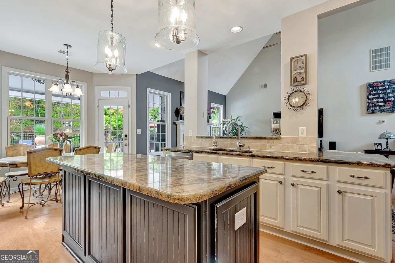374 Persimmon Drive Sharpsburg - Photo 24
