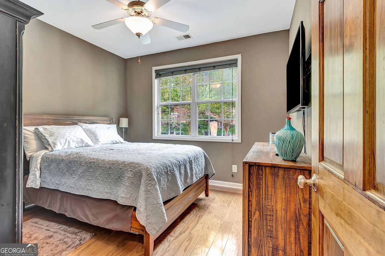 374 Persimmon Drive Sharpsburg - Photo 32