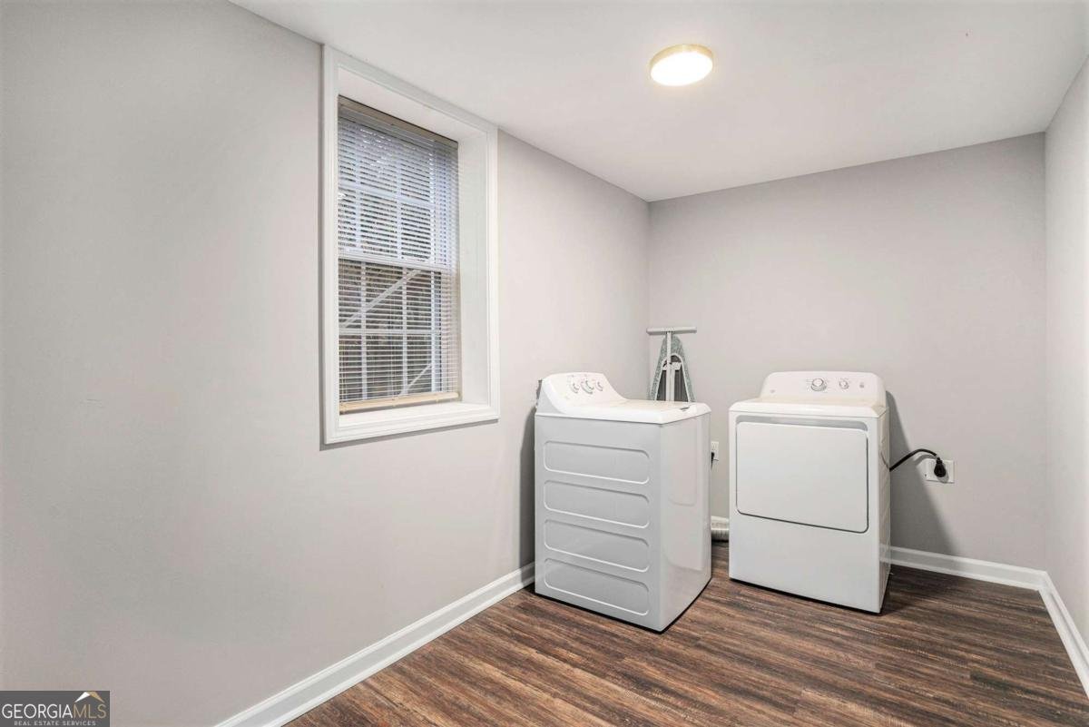 1643 Mary George Avenue Atlanta - Photo 17
