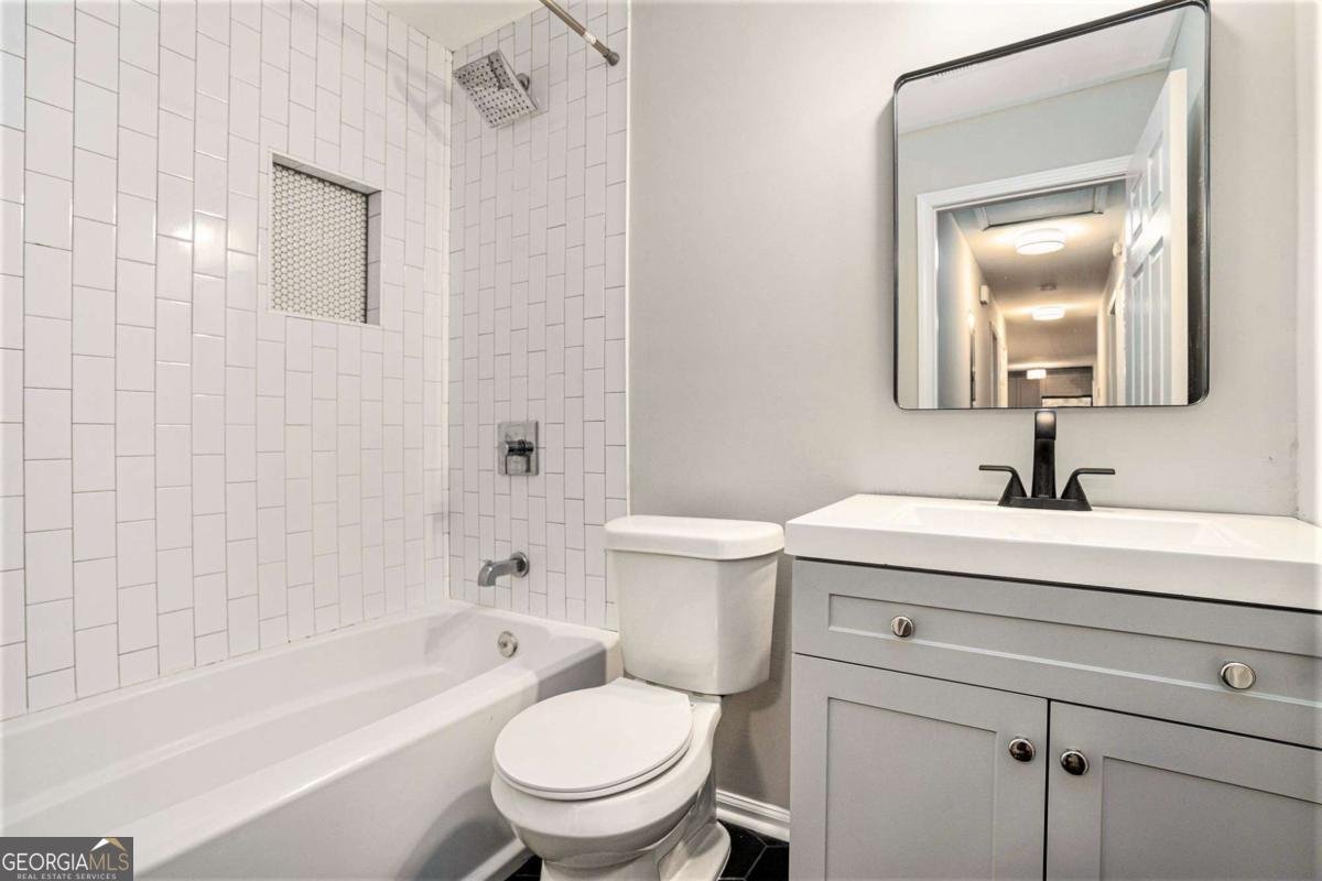 1643 Mary George Avenue Atlanta - Photo 8