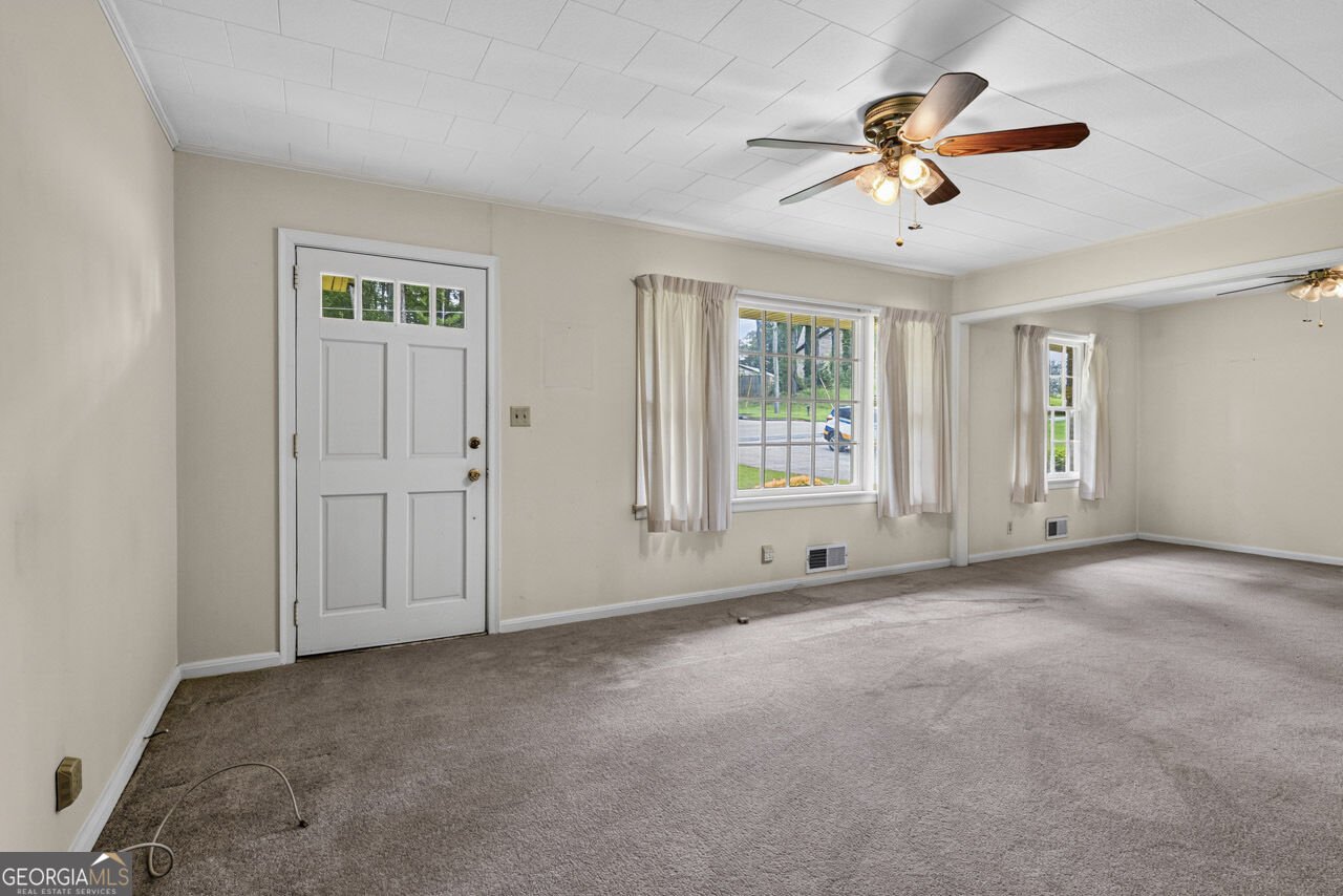 2069 Elmwood Circle Snellville - Photo 12