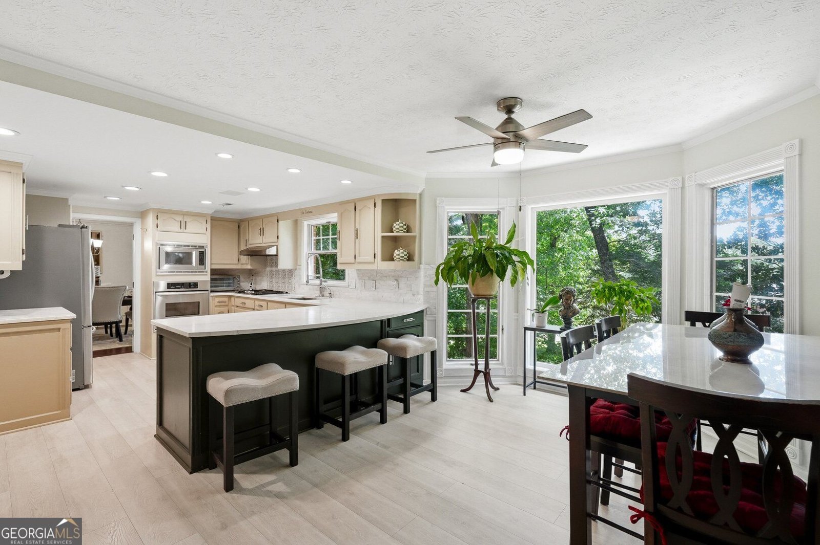 5027 Castlewood Drive Lilburn - Photo 12