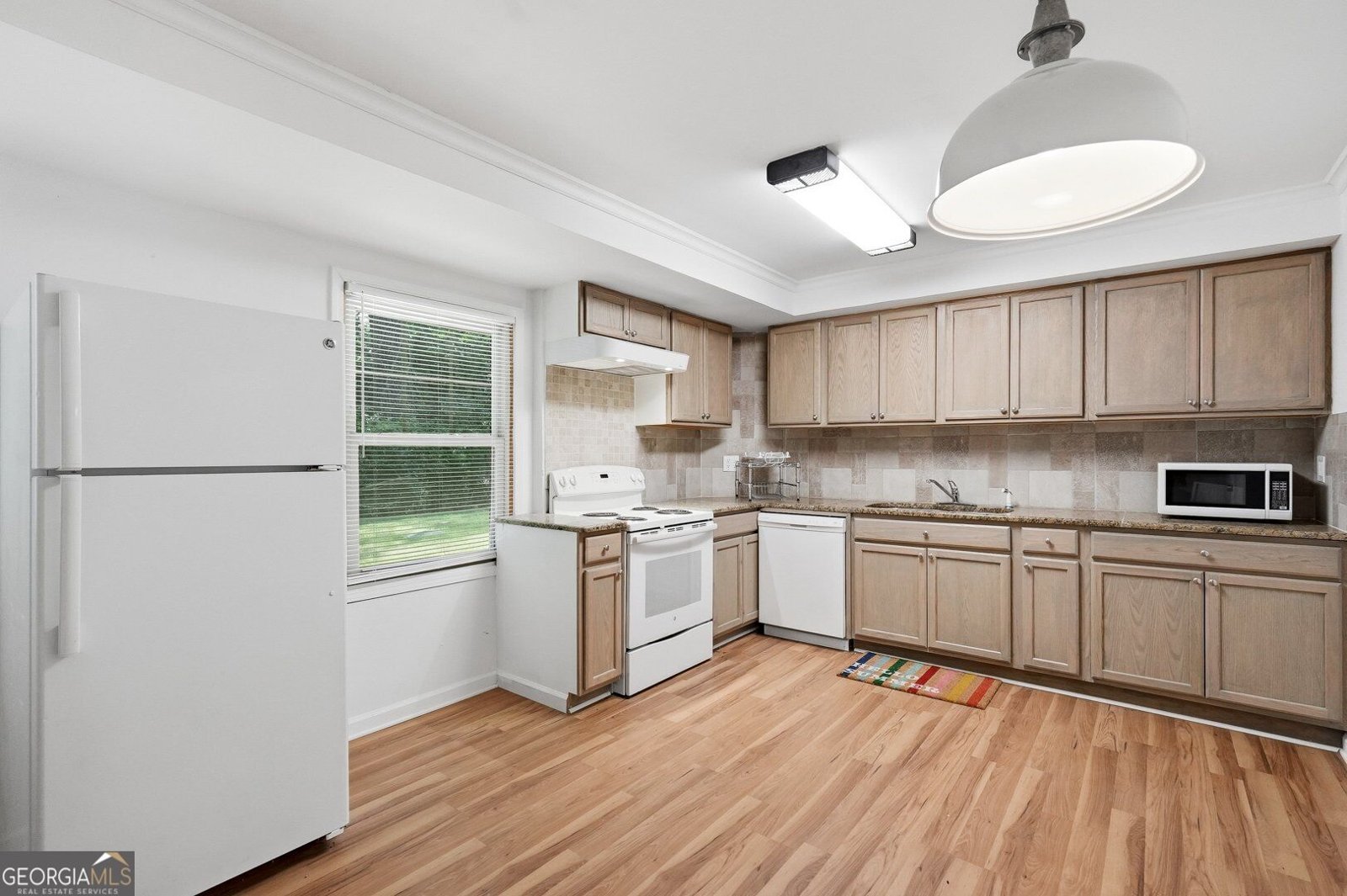 5027 Castlewood Drive Lilburn - Photo 24