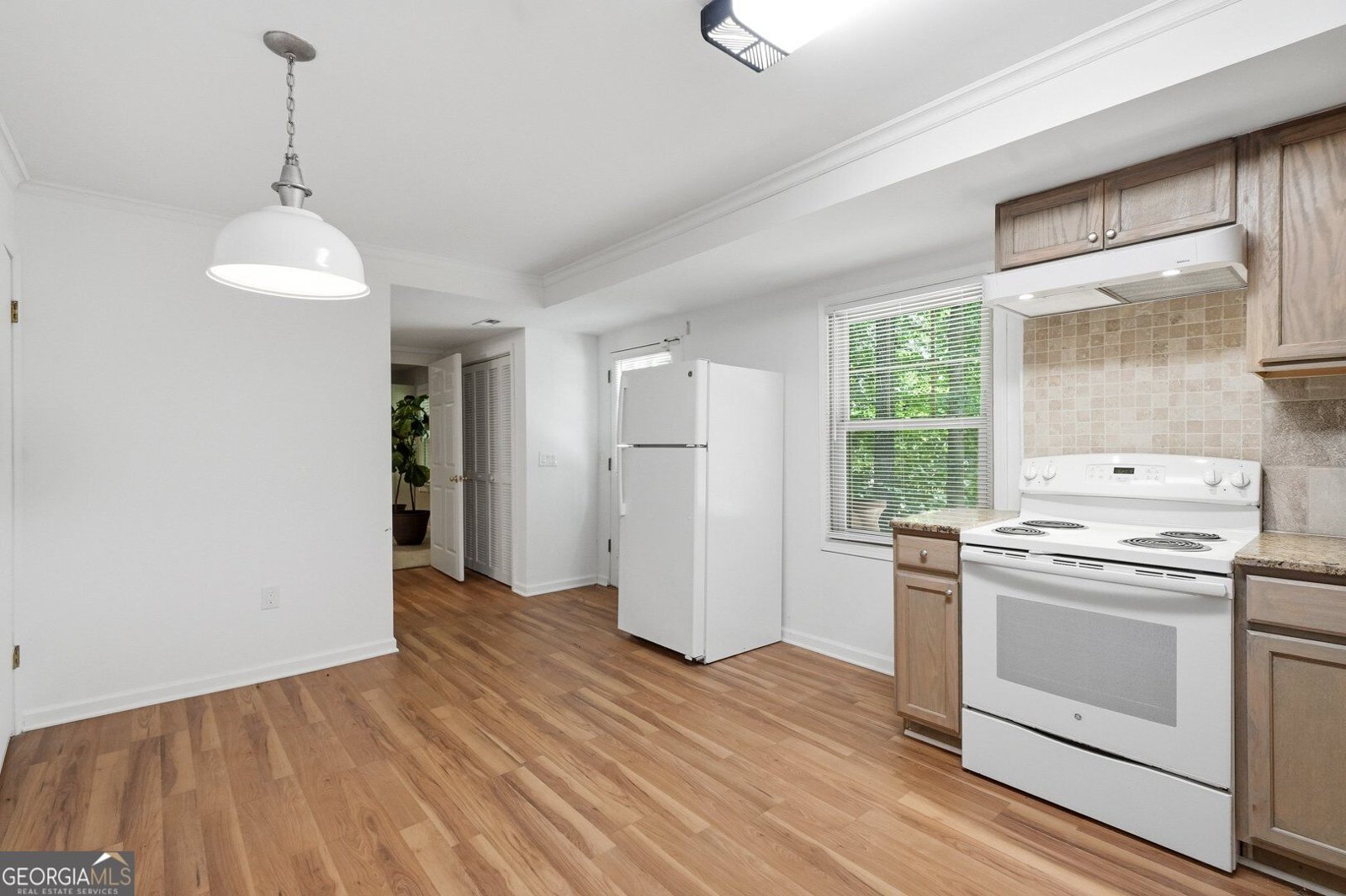 5027 Castlewood Drive Lilburn - Photo 25