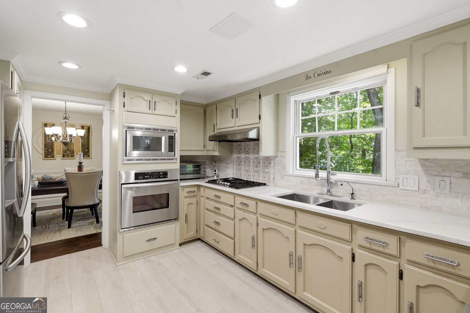 5027 Castlewood Drive Lilburn - Photo 8