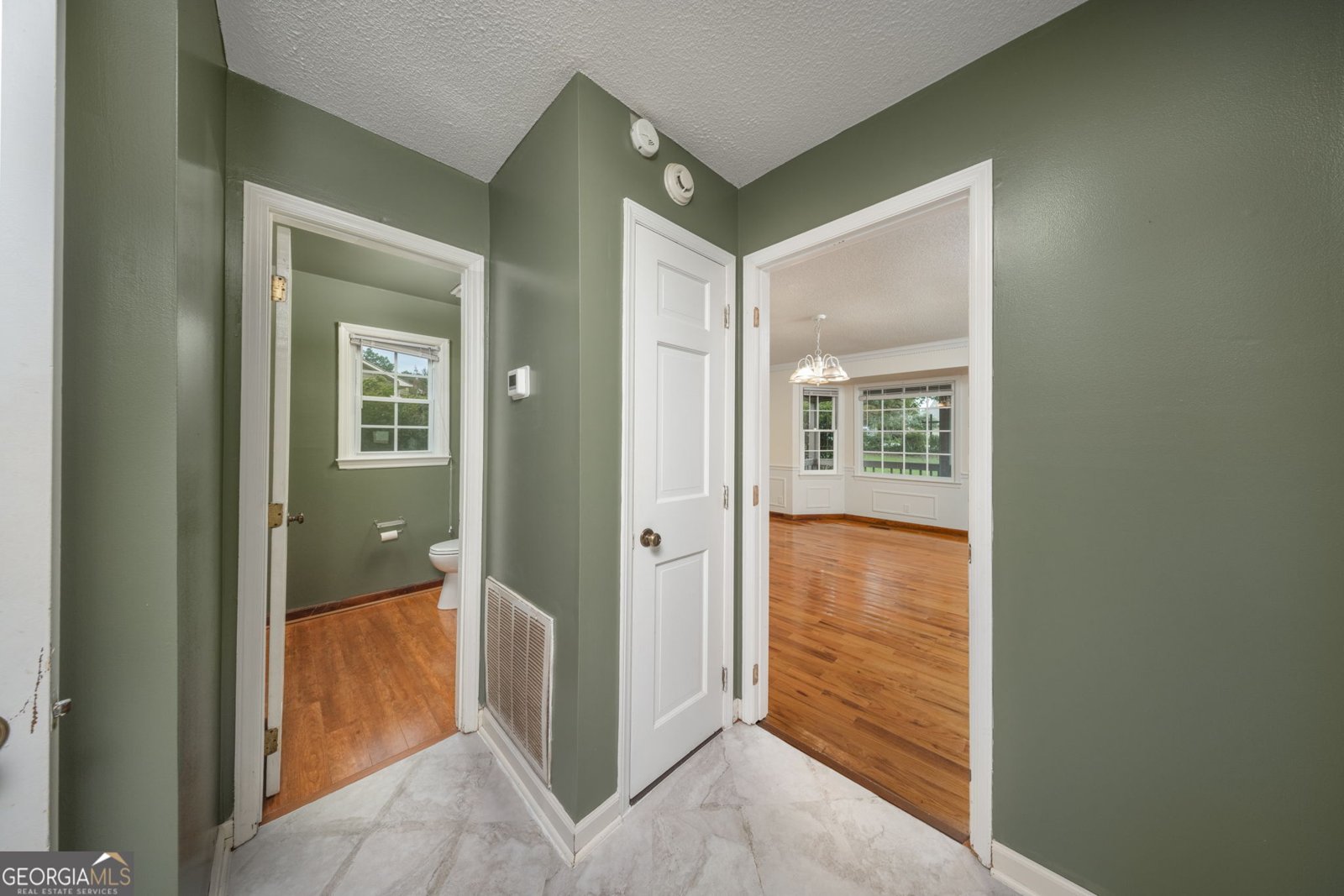 6376 Mansion Drive Macon - Photo 14