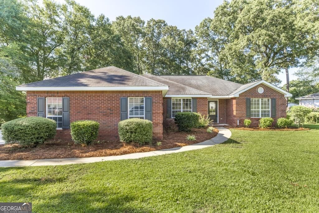 227 Crestwood Circle Centerville - main photo